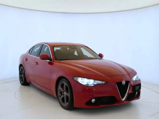 Alfa Romeo Giulia view 4
