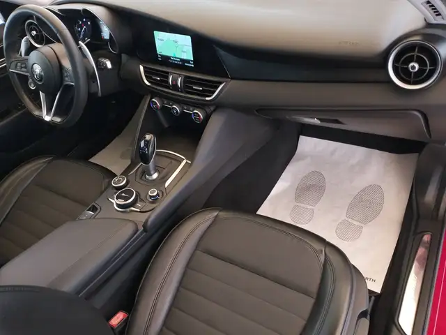 Alfa Romeo Giulia view 15
