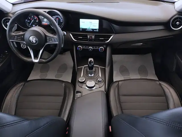 Alfa Romeo Giulia view 7
