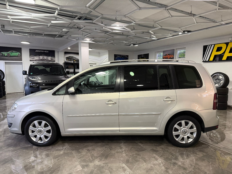 Volkswagen Touran 1.4 TSI Highline / 2.Hand Automatik Xenon — photo 2