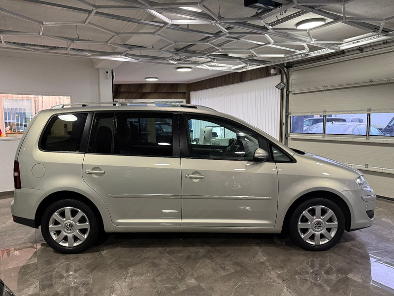 Volkswagen Touran 1.4 TSI Highline / 2.Hand Automatik Xenon — photo 5