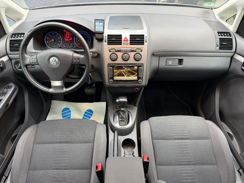 Volkswagen Touran 1.4 TSI Highline / 2.Hand Automatik Xenon — photo 8