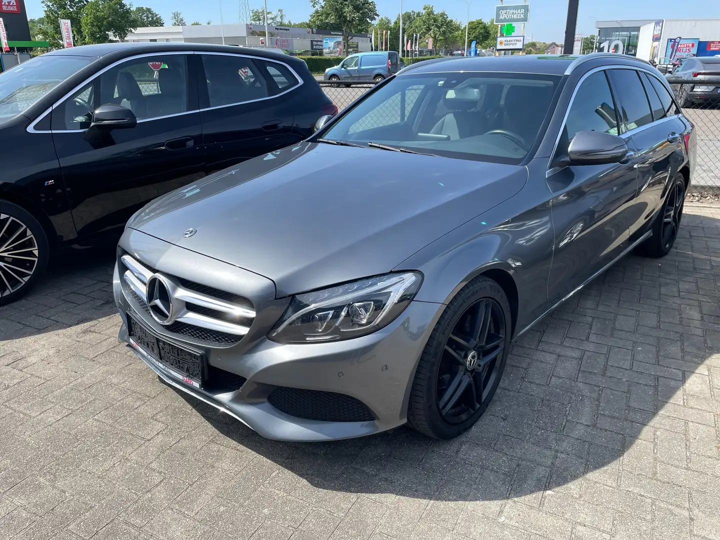 Mercedes-Benz C 180 d Grau - 1