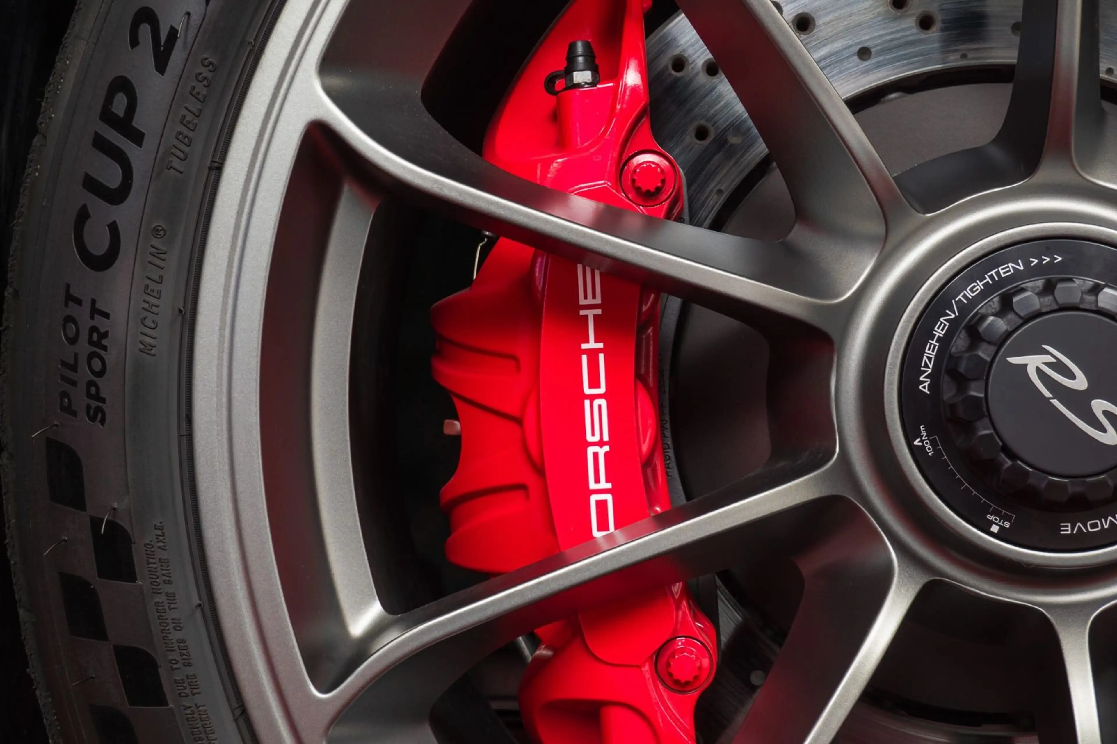 Porsche 991 GT3 RS MK1 / PTS Vipern Grün / 3.700km — photo 9