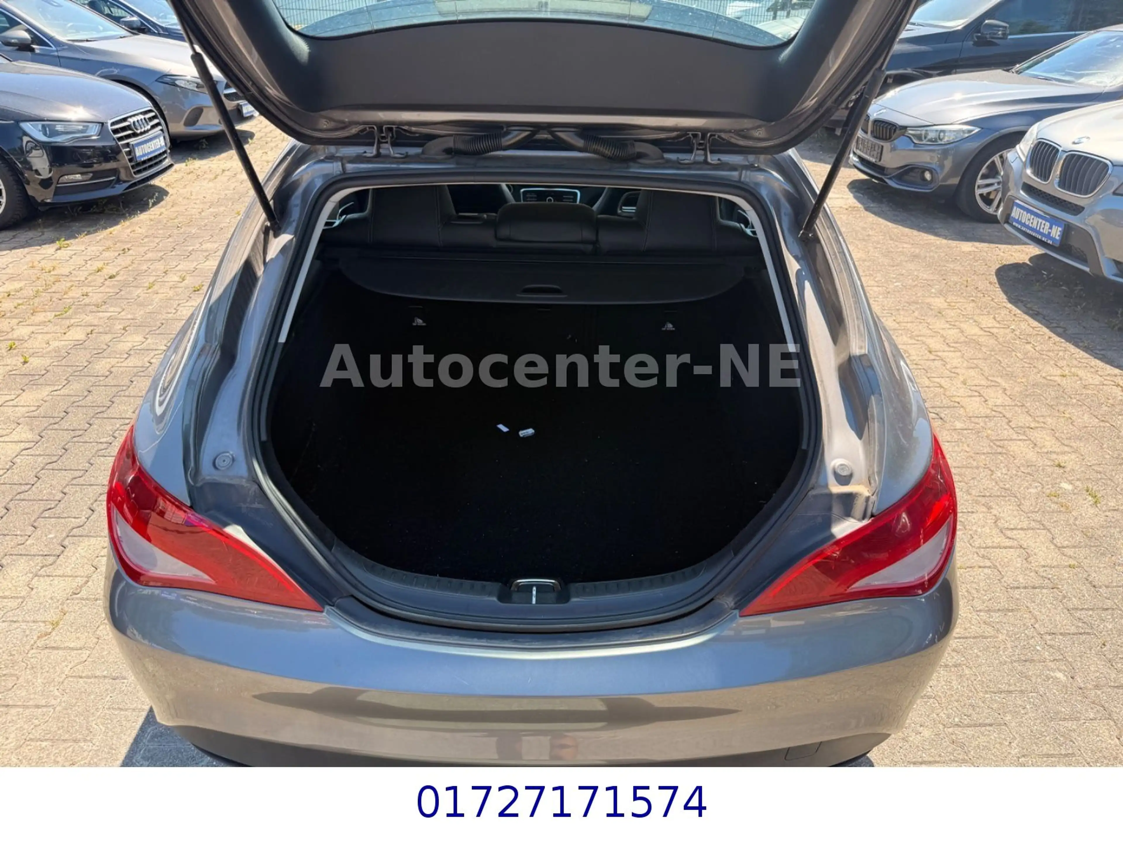Mercedes-Benz CLA 180 /Navi/Leder/Alufelge — photo 10