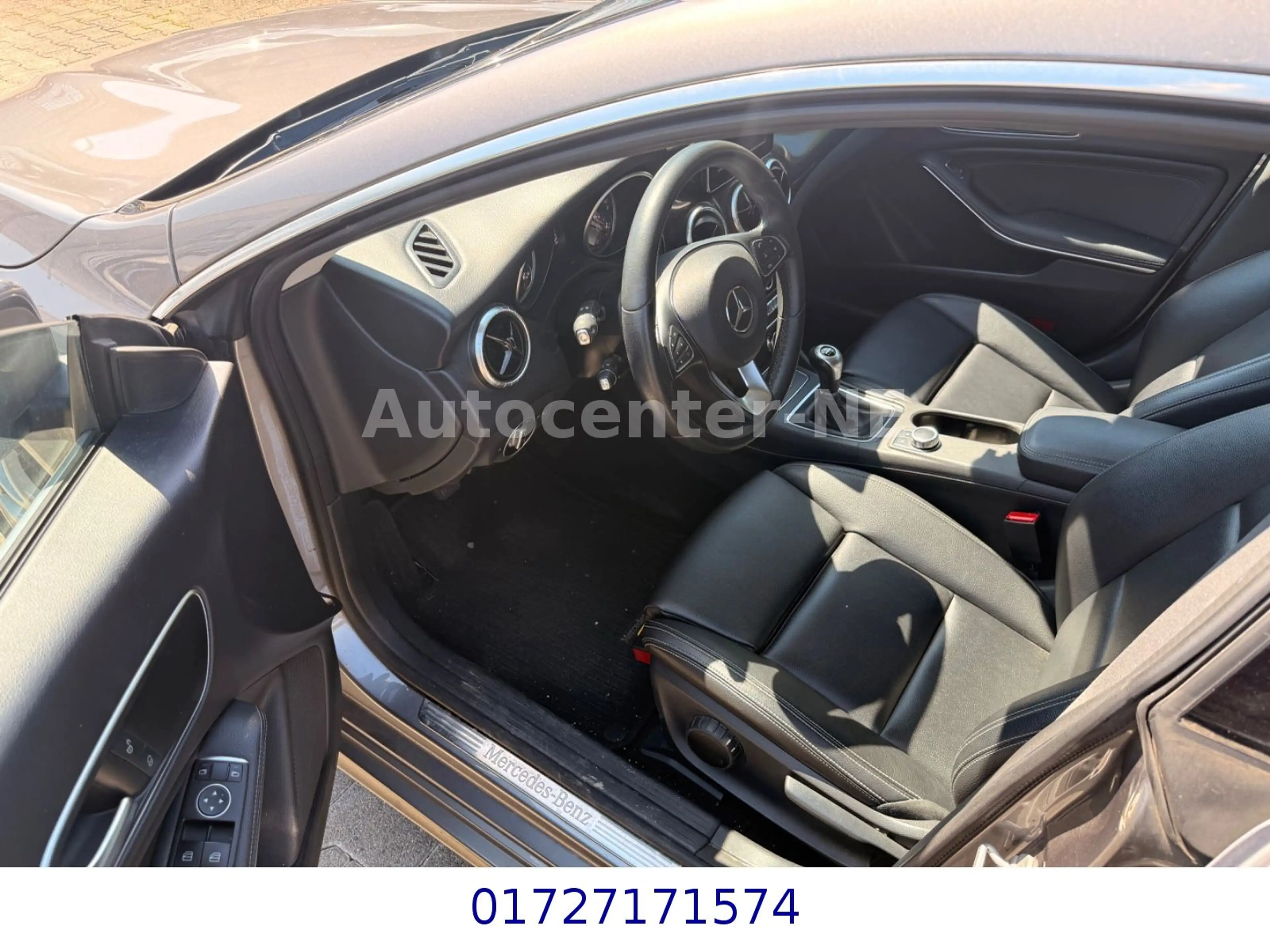 Mercedes-Benz CLA 180 /Navi/Leder/Alufelge — photo 6
