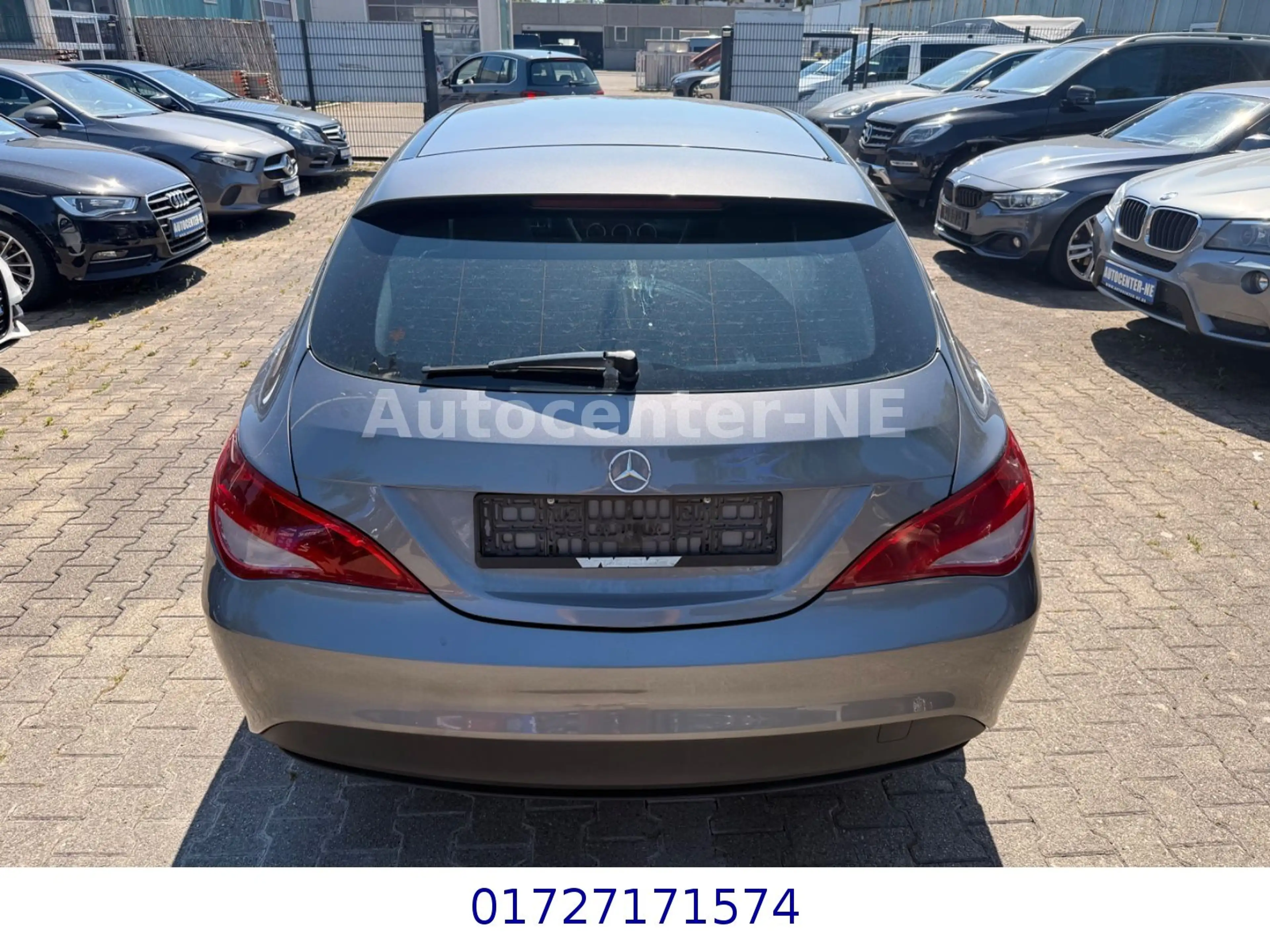 Mercedes-Benz CLA 180 /Navi/Leder/Alufelge — photo 4