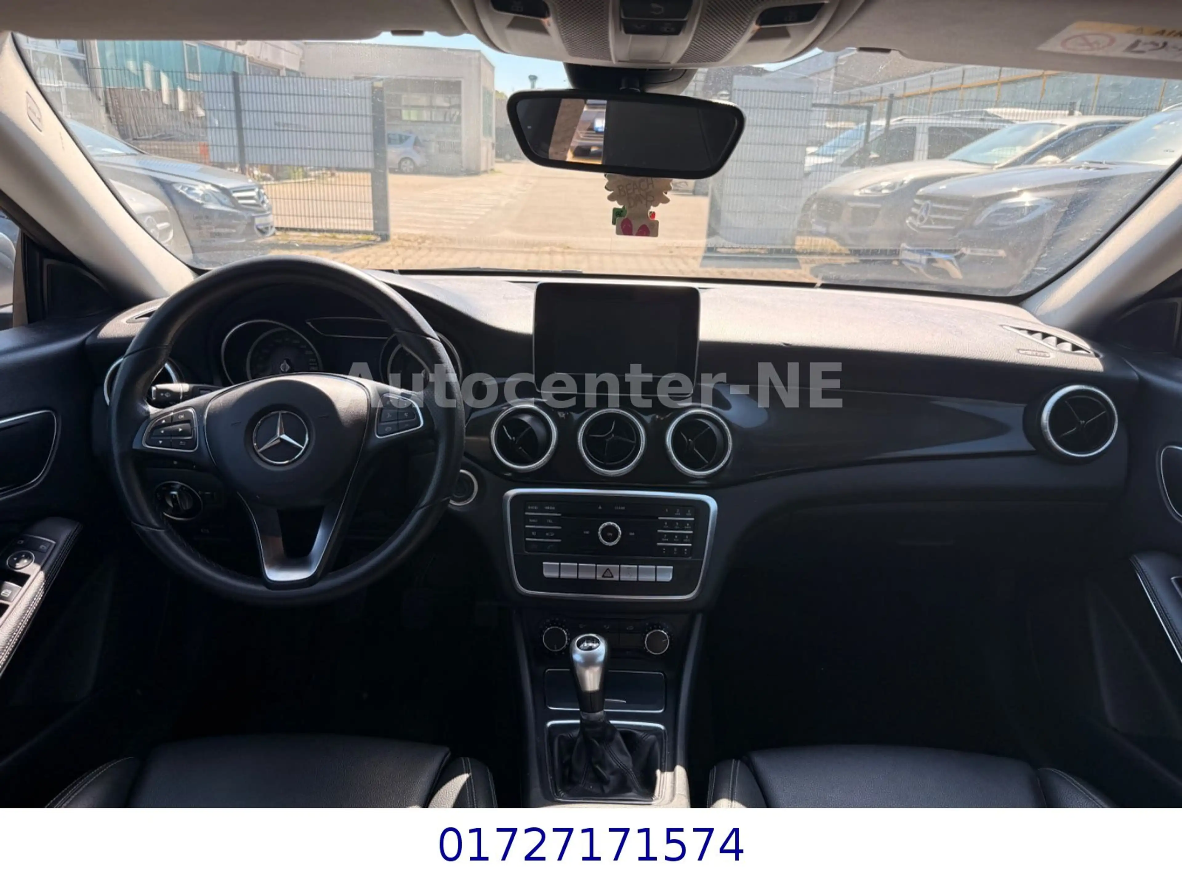Mercedes-Benz CLA 180 /Navi/Leder/Alufelge — photo 9