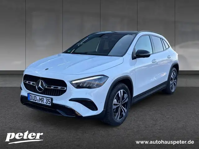 Mercedes-Benz GLA 220 d 4MATIC PROGRESSIV+NIGHT+WINTER+18"+AHK