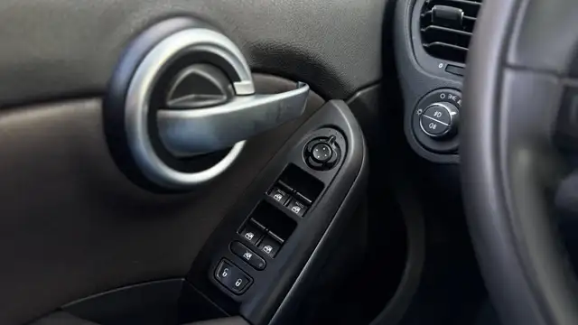 Fiat 500x view 12