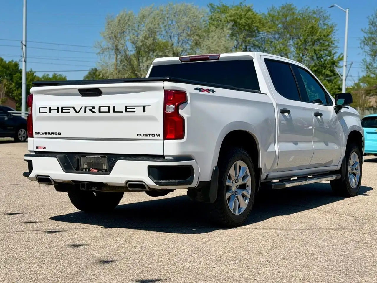Chevrolet Silverado 1500 снимка Chevrolet Silverado 1500