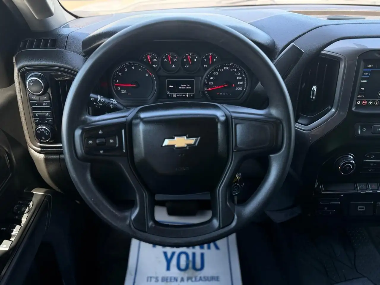 Chevrolet Silverado 1500 снимка Chevrolet Silverado 1500