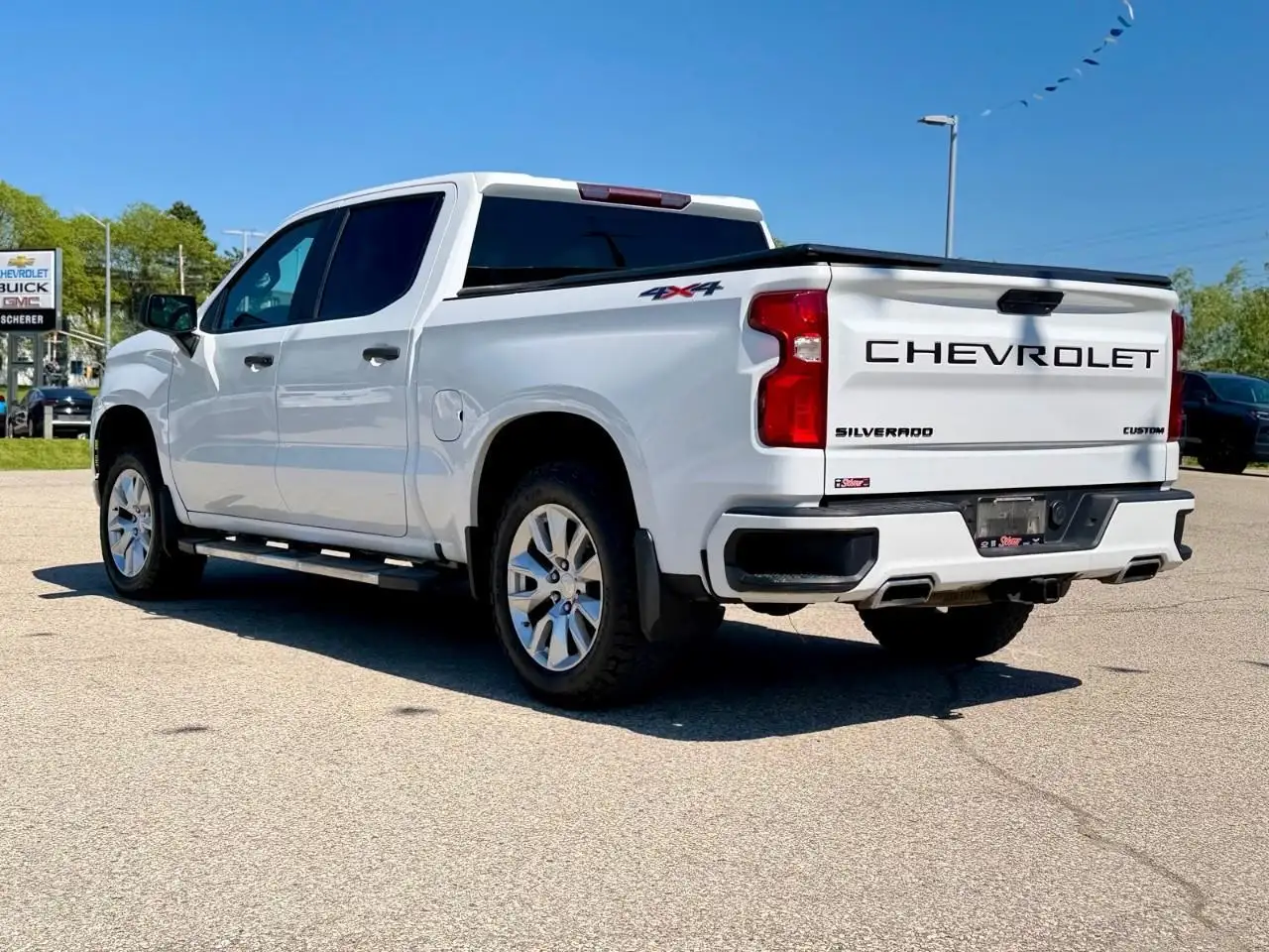 Chevrolet Silverado 1500 снимка Chevrolet Silverado 1500