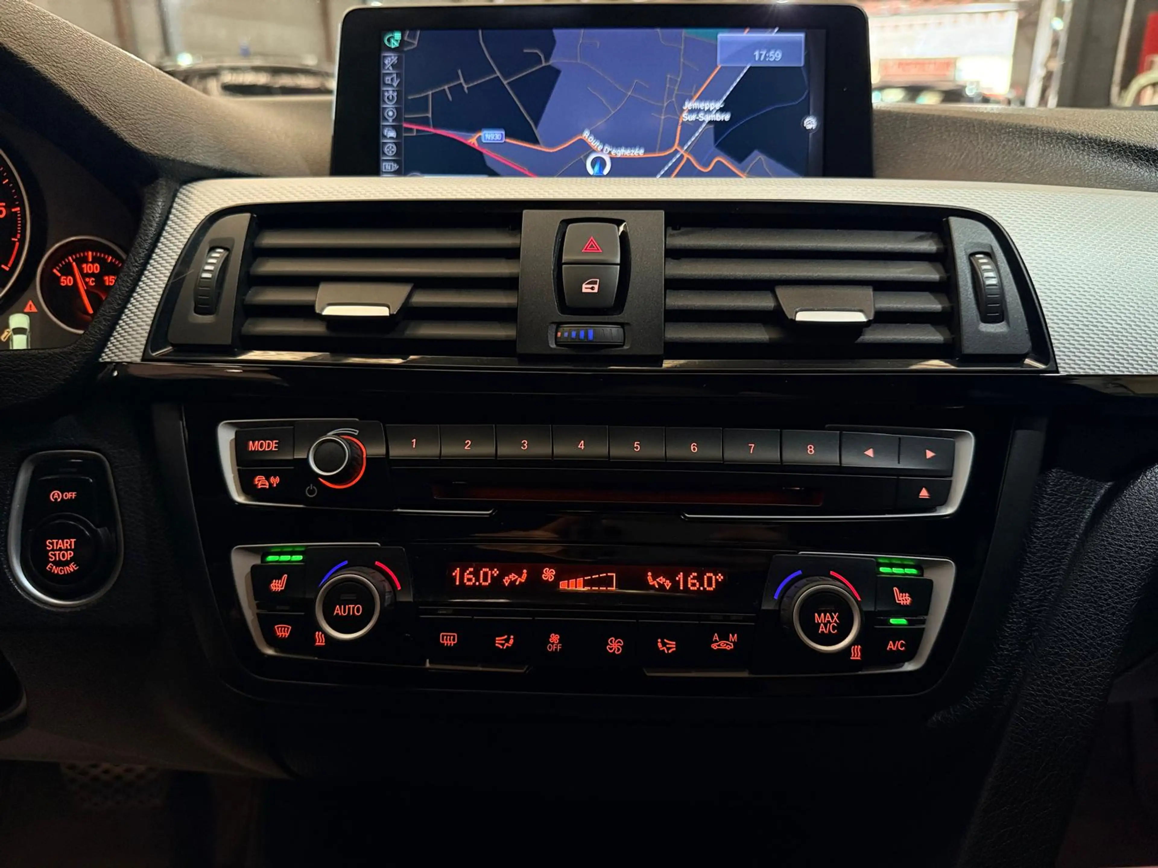 BMW 418 Gran Coupé 418dA Pack-M Xénon LED Cuir chauffant Connect Drive — photo 36