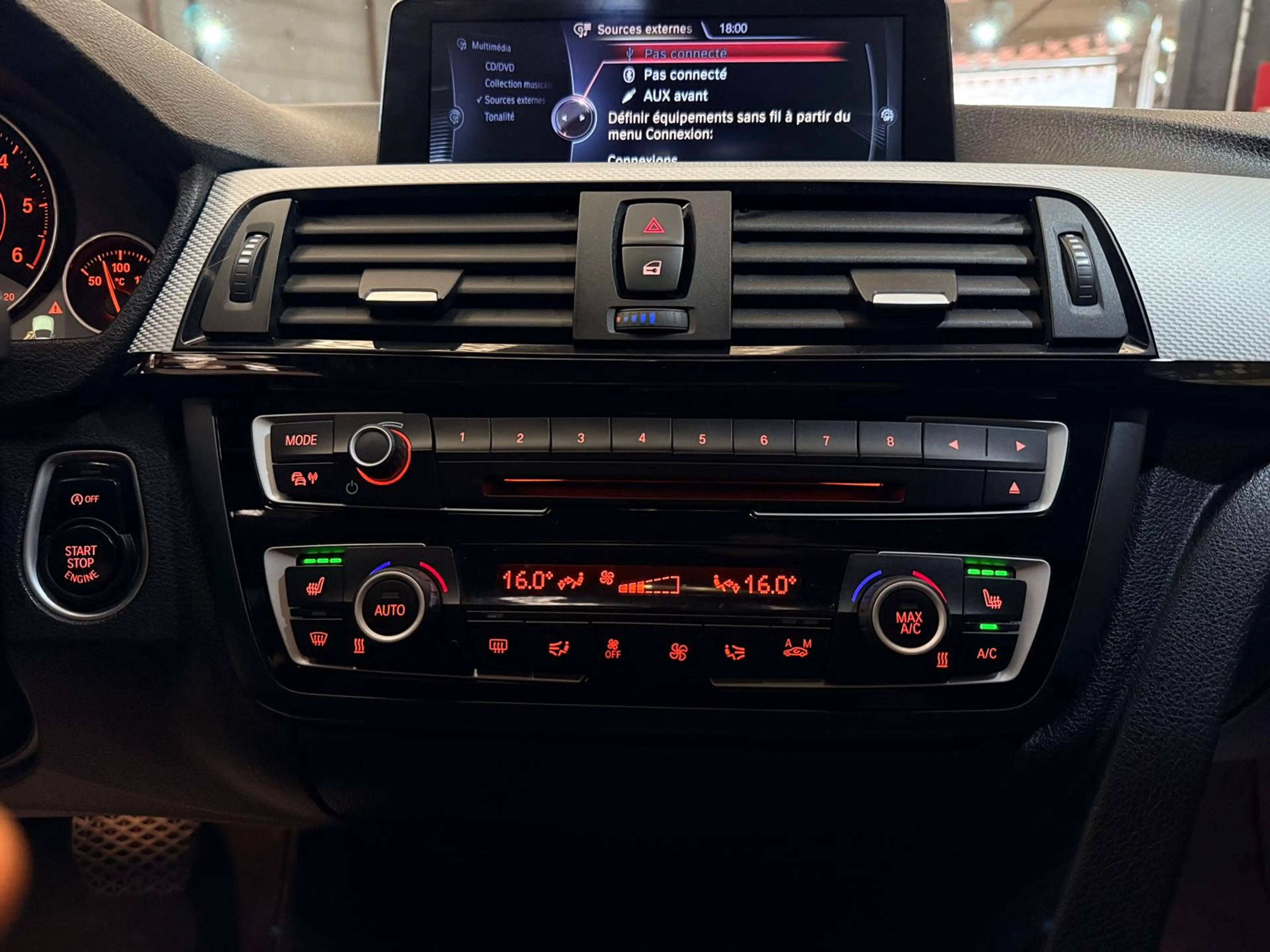 BMW 418 Gran Coupé 418dA Pack-M Xénon LED Cuir chauffant Connect Drive — photo 31
