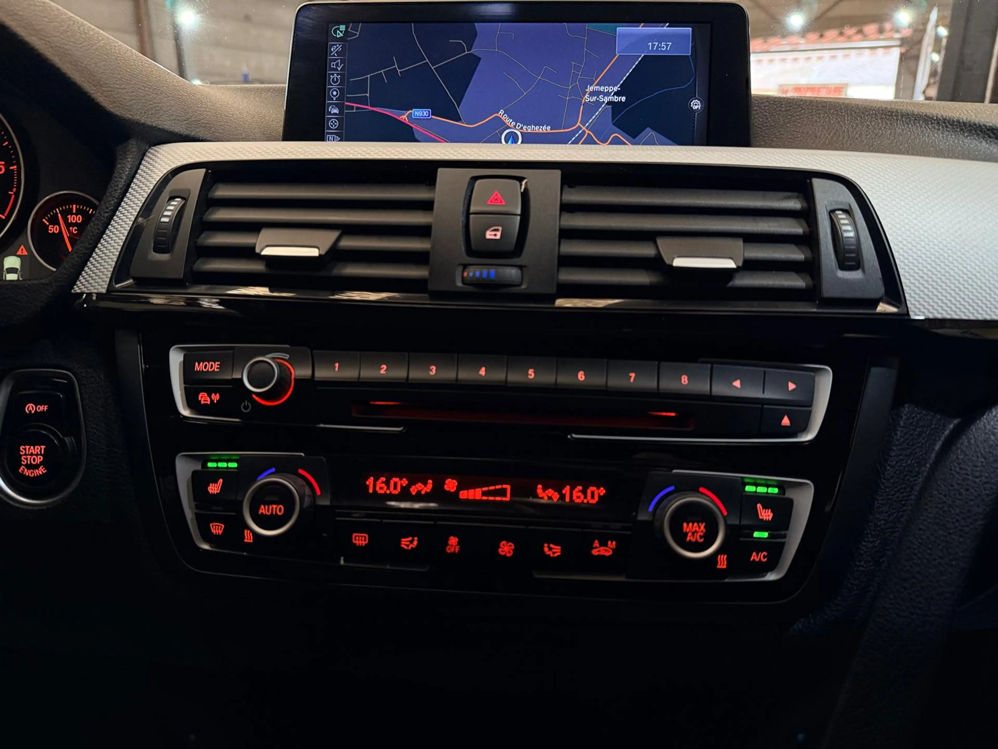 BMW 418 Gran Coupé 418dA Pack-M Xénon LED Cuir chauffant Connect Drive — photo 39