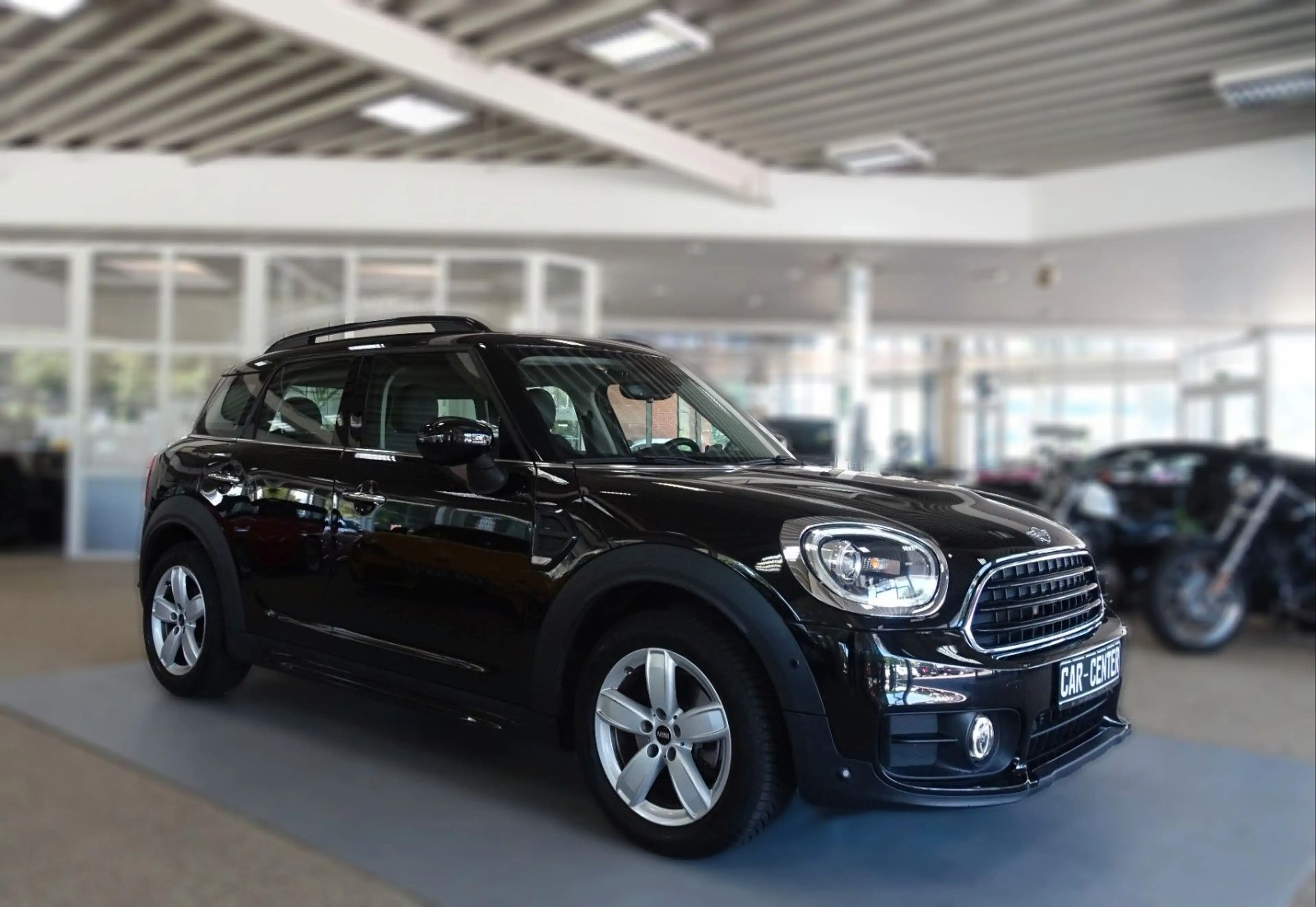 MINI Cooper Countryman ; Chili NAV LED KAM SHZ