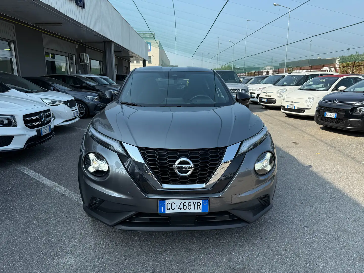 Nissan Juke Juke 1.0 dig-t N-Connecta 117cv dct Gris - 2