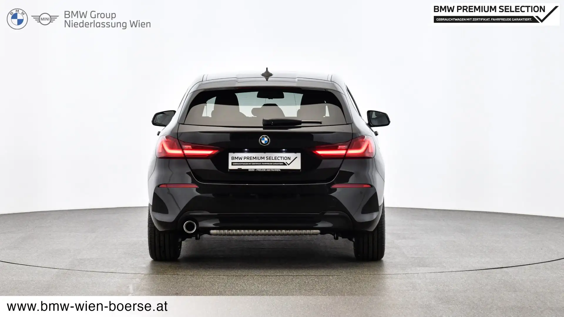 BMW 118 118i Schwarz - 2