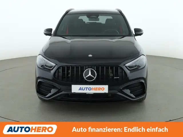 Mercedes-Benz GLA view 9
