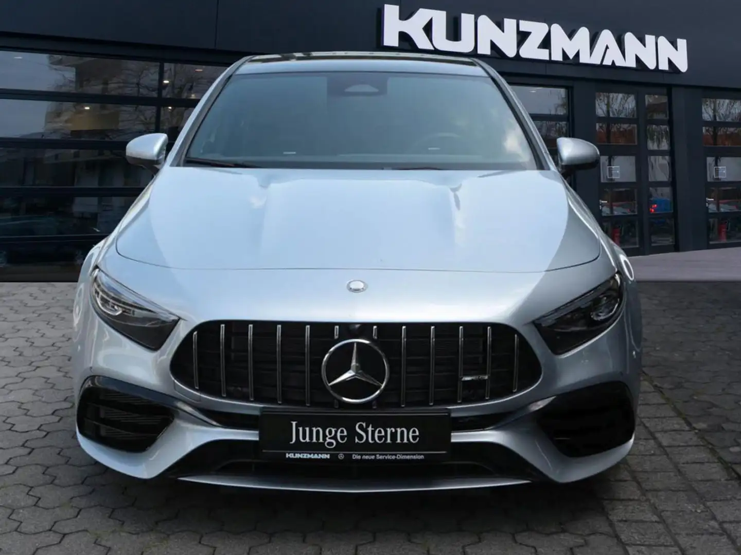 Mercedes-Benz A 45 AMG S 4M+ Performance Panorama AHK Burmester Stříbrná - 2