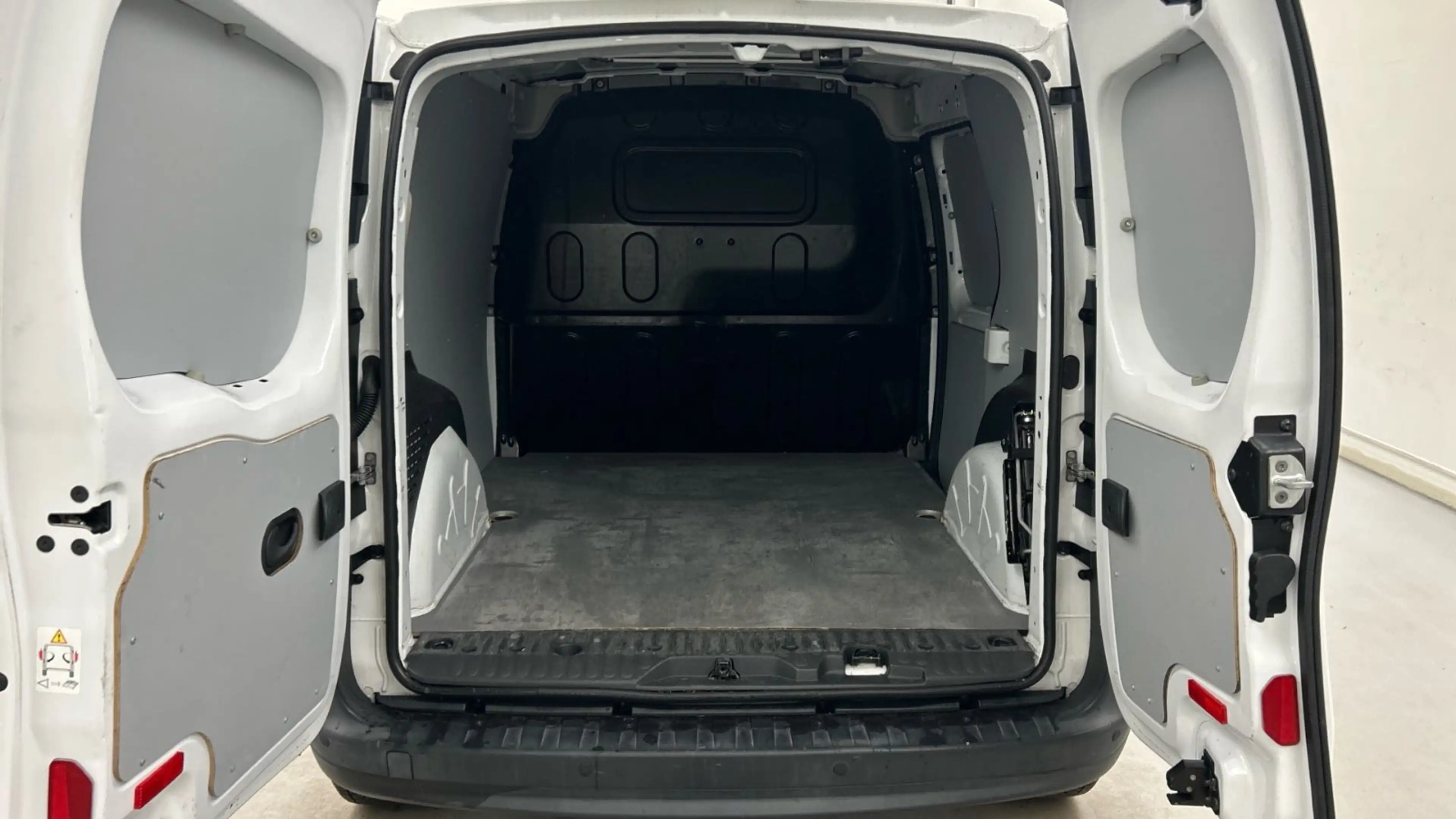 Mercedes-Benz Citan CITAN KASTEN 109 CDI LANG KLIMA/TEMPOMAT/3-SITZE — photo 5