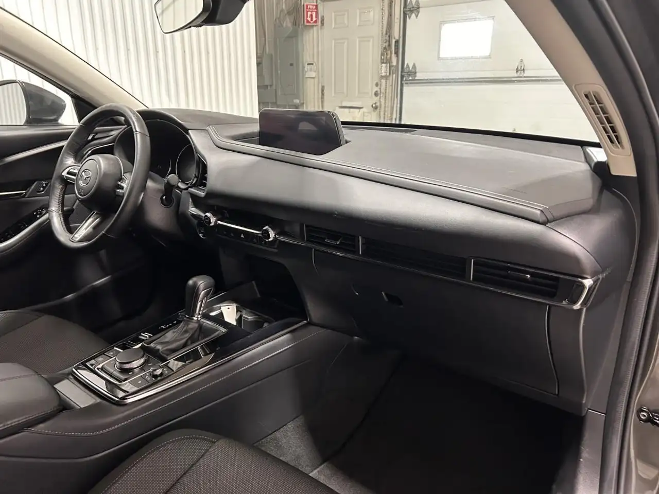 Mazda CX-30 снимка Mazda CX-30