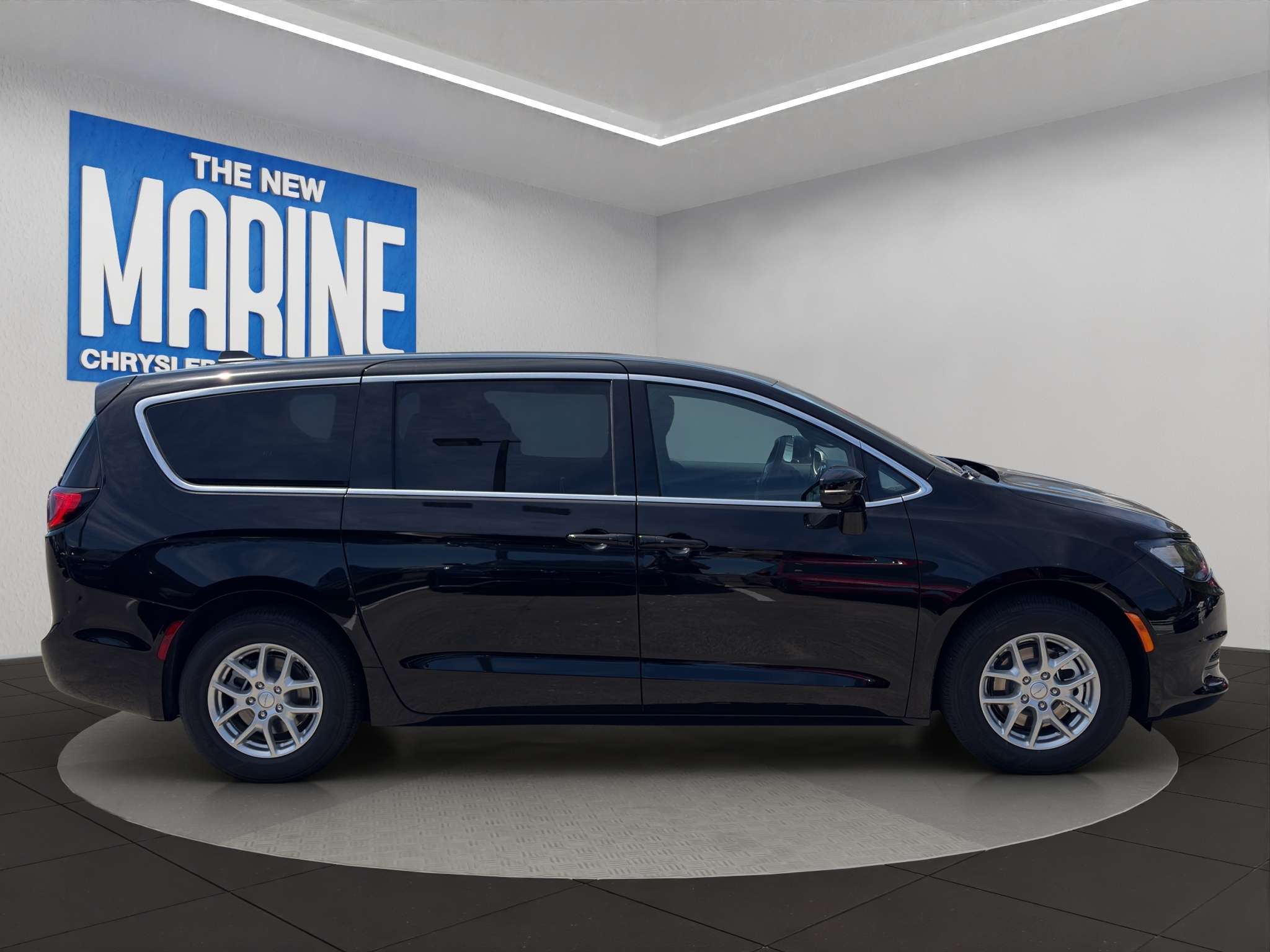 2027 Chrysler Grand Caravan SXT — снимка 1