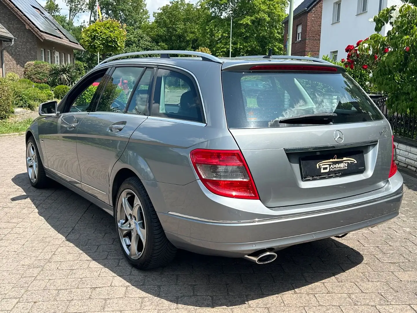 Mercedes-Benz C 220 Automatik*Klima*AHK*SHZ*Pdc*Sparsam Plateado - 2