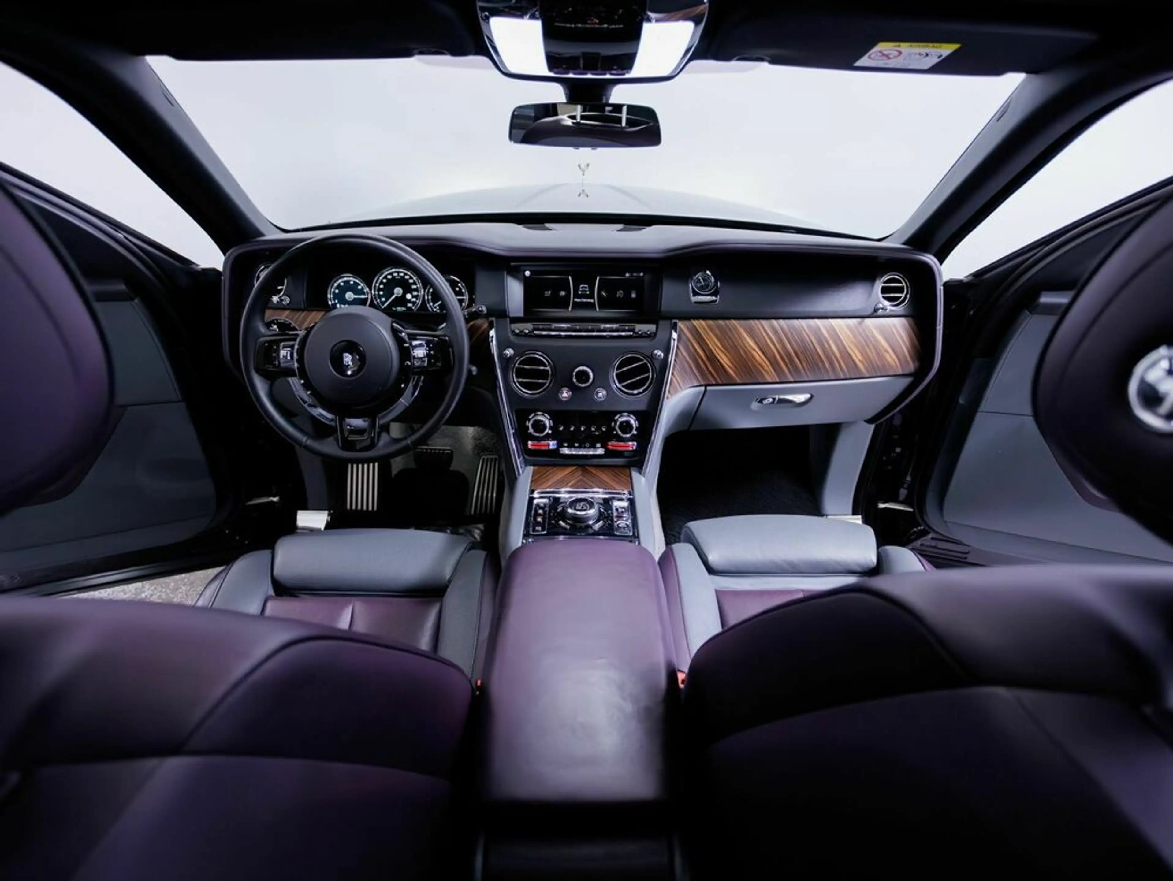 Rolls-Royce Cullinan 6.8 V12 — photo 11