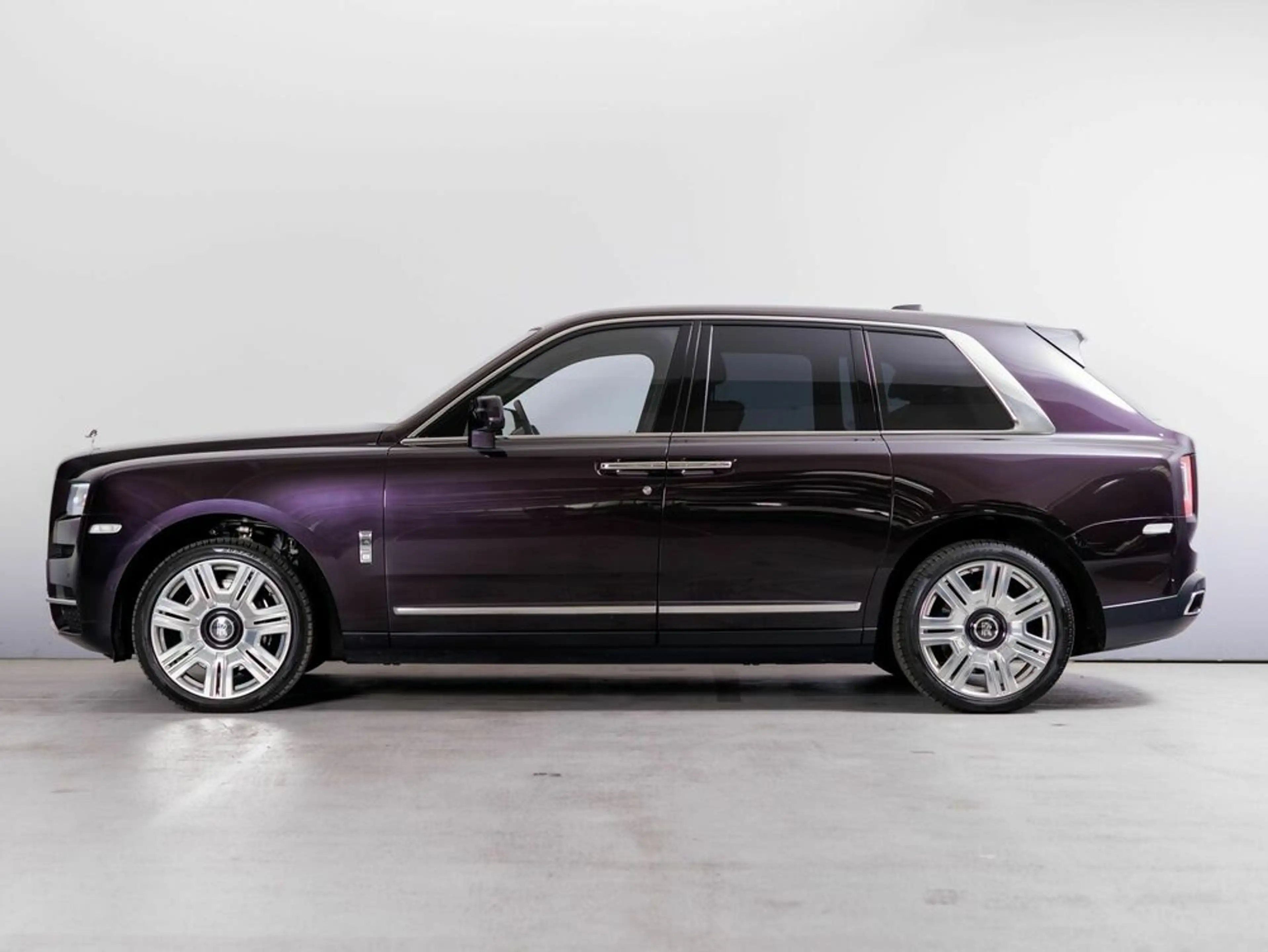 Rolls-Royce Cullinan 6.8 V12 — photo 3