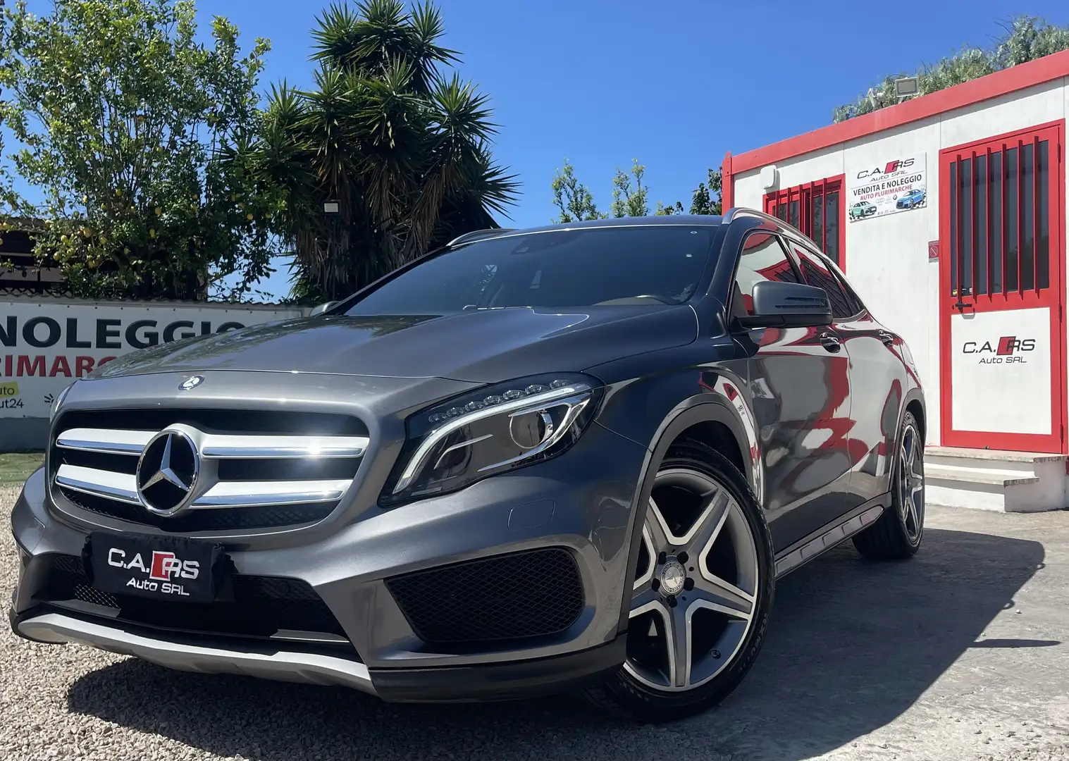 Mercedes-Benz GLA 200 X156 Premium AMG 4Matic 2.2 CDI 136cv Grigio - 1