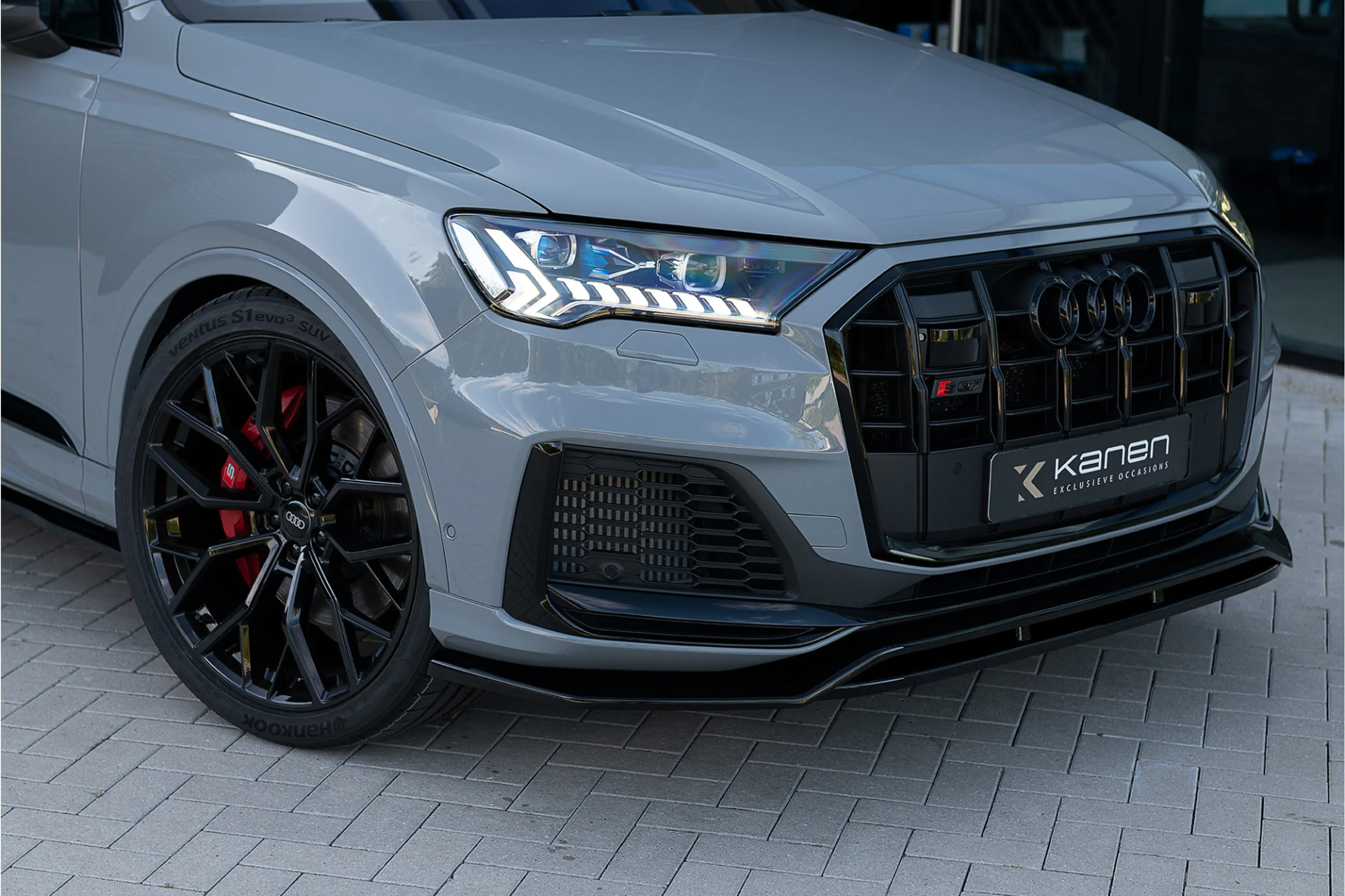 Audi SQ7 4.0 TFSI SQ7 quattro ACC Matrix Laser Ambient Pano — photo 42