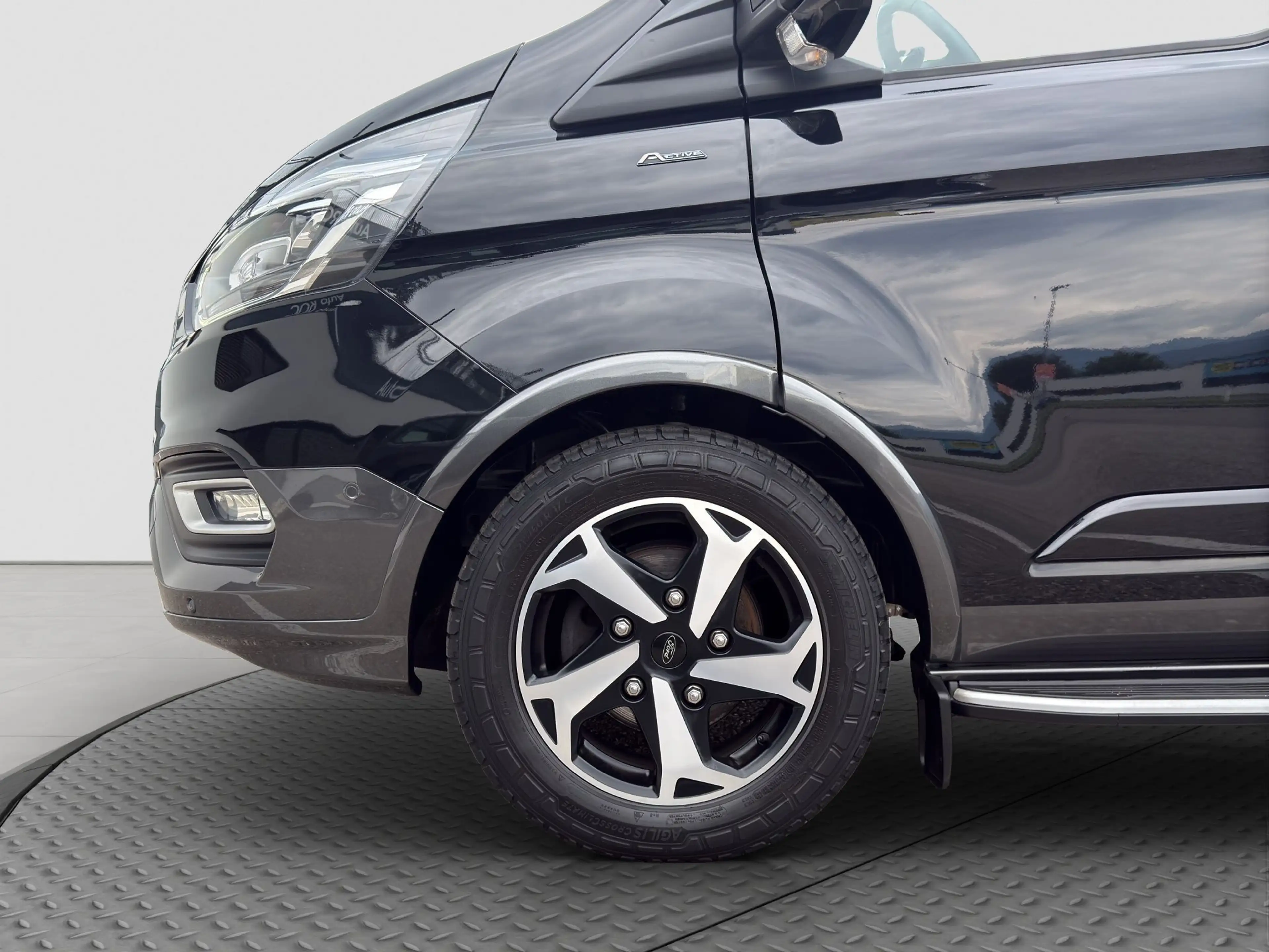 Ford Tourneo Custom 2.0 TDCi Mild-Hybrid 320 L1 Active Bi-Xenon/AHK/S — photo 19