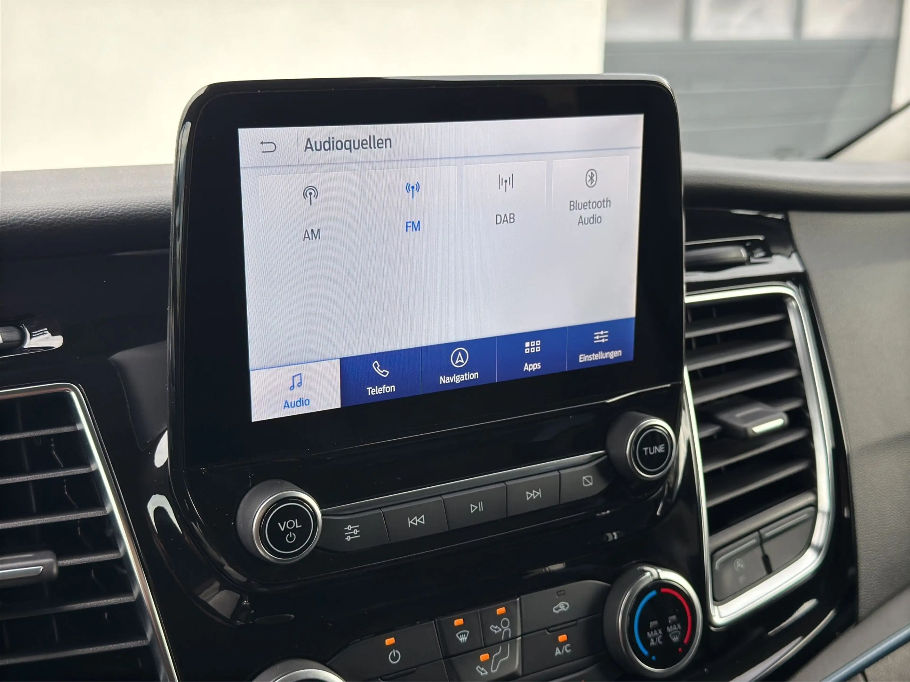 Ford Tourneo Custom 2.0 TDCi Mild-Hybrid 320 L1 Active Bi-Xenon/AHK/S — photo 21