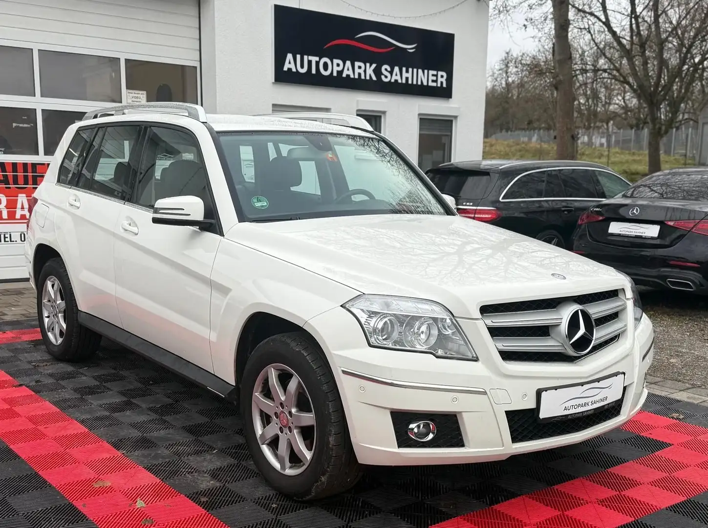 Mercedes-Benz GLK 300 4M*AUTOMATIK*PDC*KLIMA*2.HAND Blanc - 2