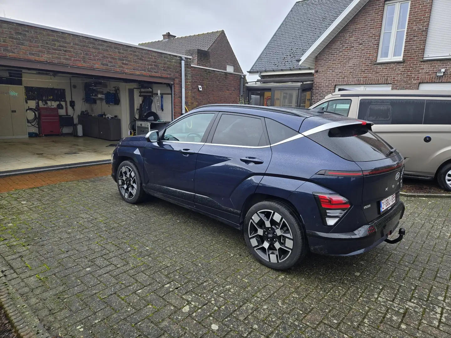 Hyundai KONA EV SHINE SENSATION PLUS 65.4KWH - 1