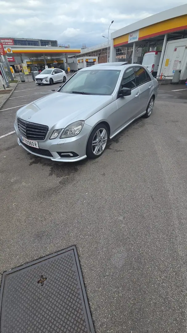 Mercedes-Benz E 350 BlueEfficiency 4MATIC CDI Aut. - 1