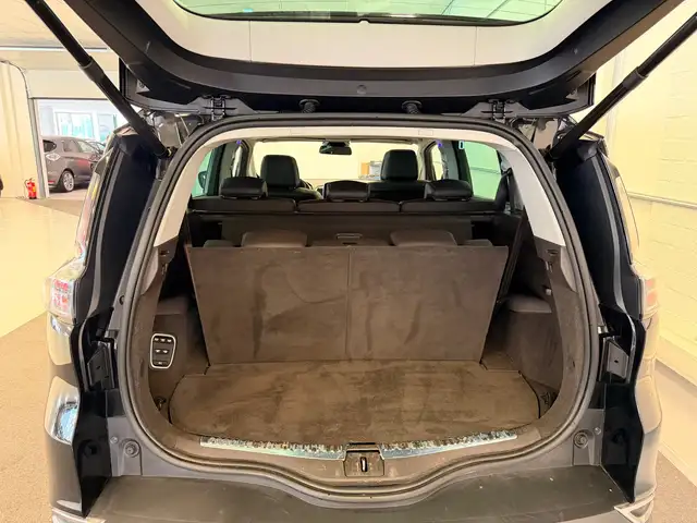 Renault Espace view 10