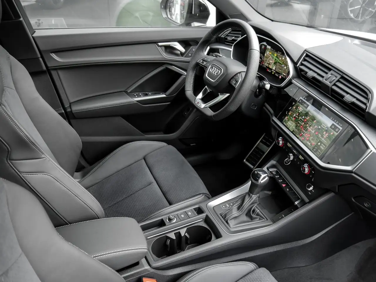 Audi Q3 35 S LINE BLACKPAK PANO AHK CAM ACC LM19 NAVI+ 3