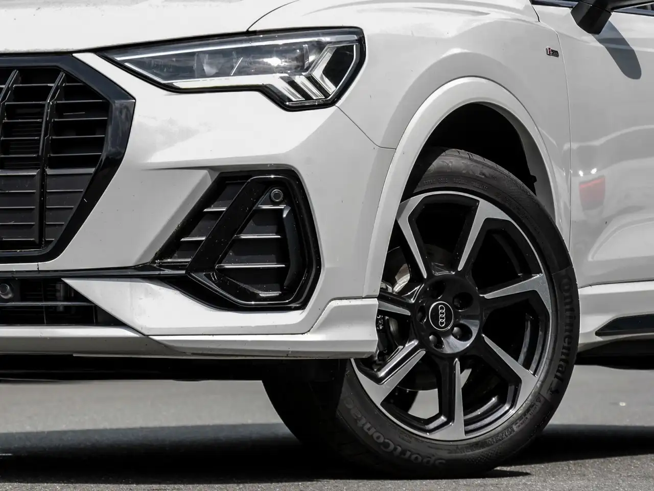 Audi Q3 35 S LINE BLACKPAK PANO AHK CAM ACC LM19 NAVI+ 5