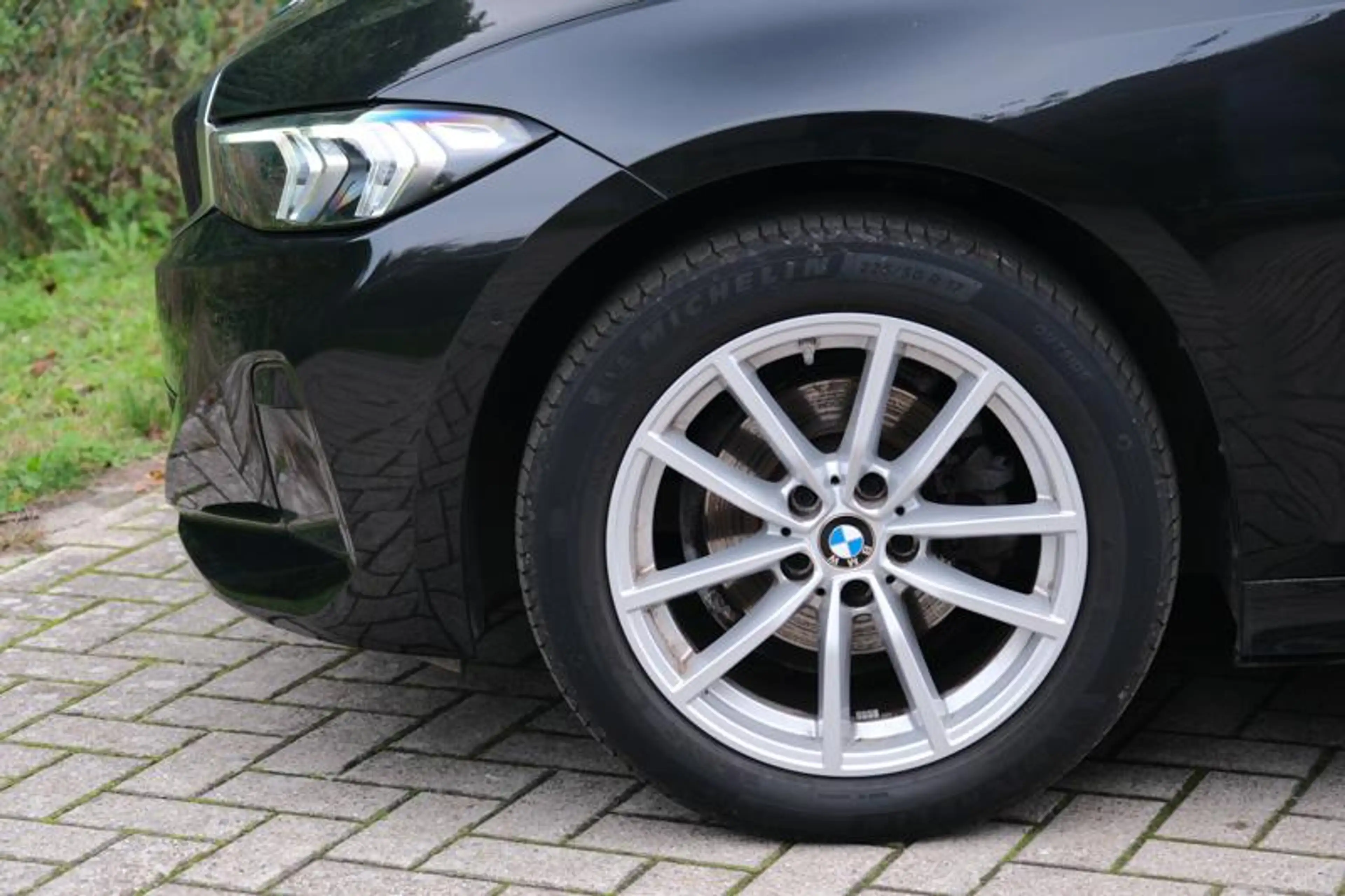 BMW 318 318i Berline | HUD | DRIVE PRO | COMFORT ACC | — photo 8