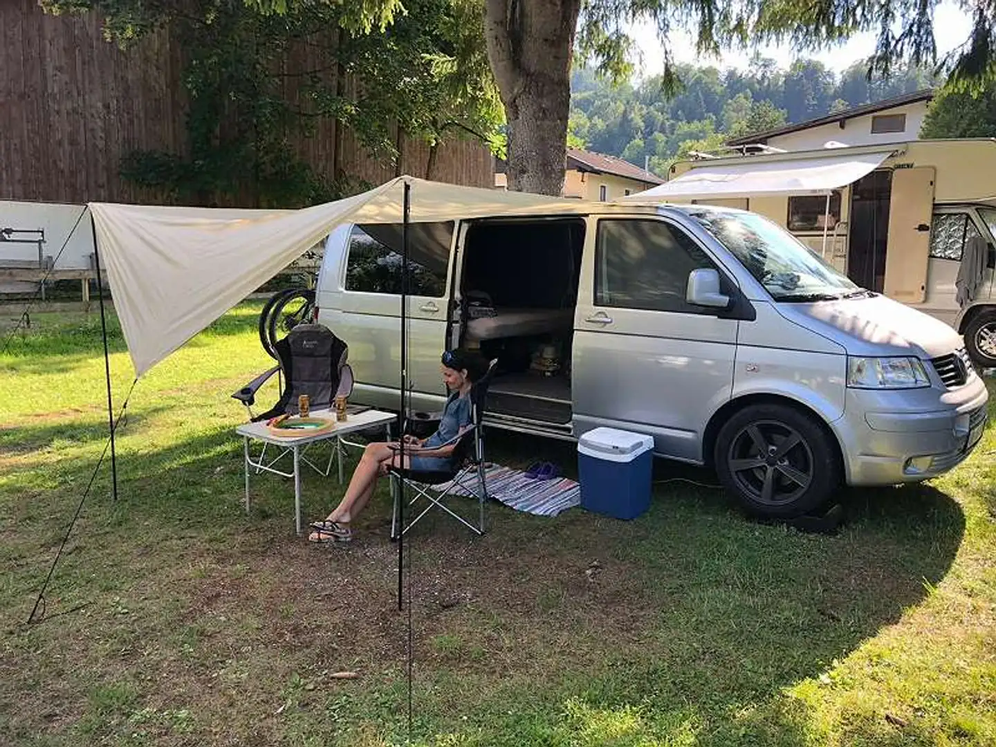 Volkswagen T5 Kastenwagen LR 2,5 TDI D-PF Silber - 1