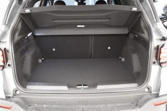 Jeep Avenger view 15