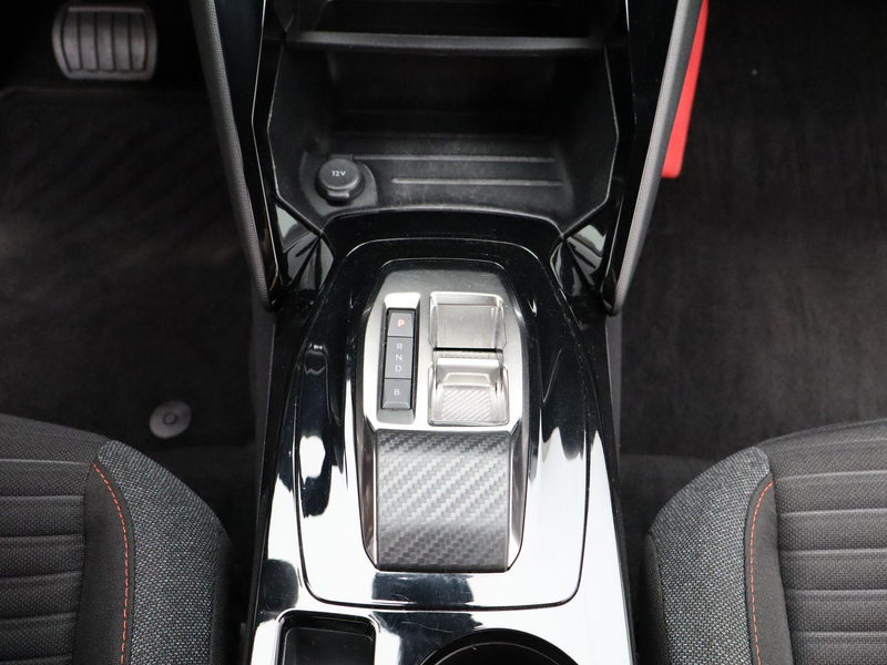 Peugeot e-2008 e-2008 Active Pack | Apple Carplay / Android Auto — photo 10