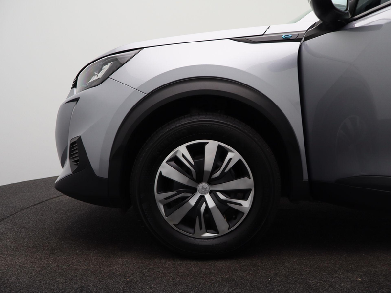 Peugeot e-2008 e-2008 Active Pack | Apple Carplay / Android Auto — photo 15