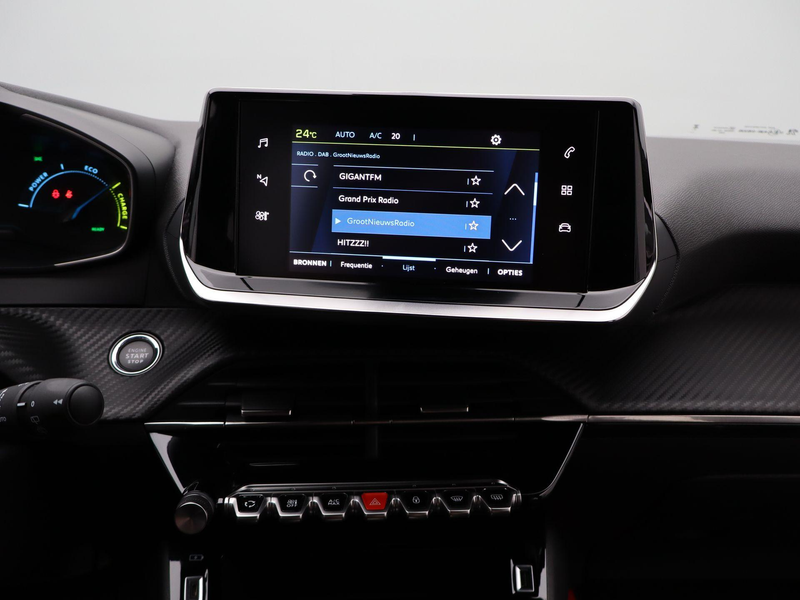 Peugeot e-2008 e-2008 Active Pack | Apple Carplay / Android Auto — photo 9
