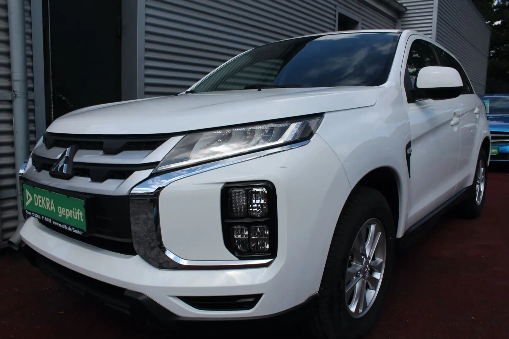 Mitsubishi ASX 2.0 INTRO EDITION 2WD AUTOMATIK KLIMA NAVI Weiß - 1