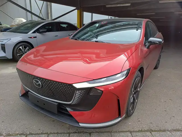 Mazda Mazda6e