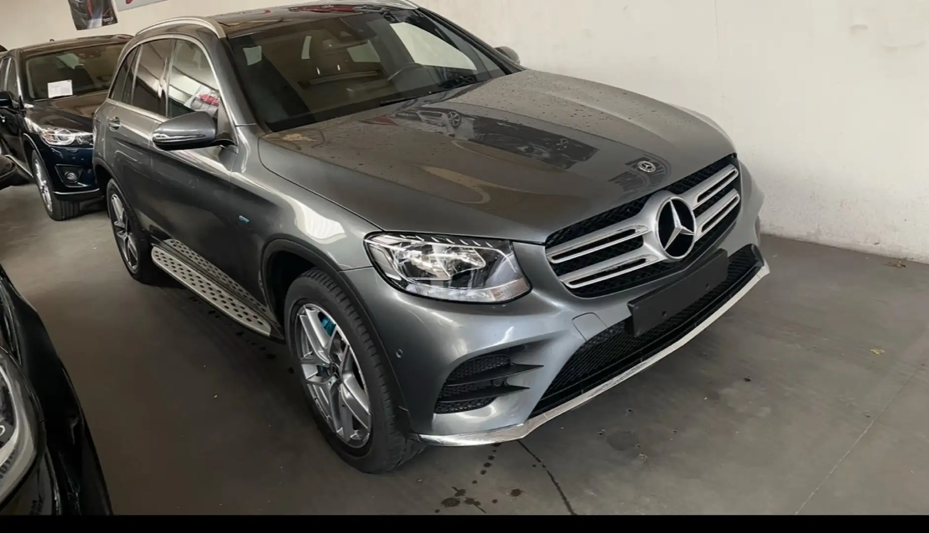 Mercedes-Benz GLC 350 e 4-Matic PHEV - 1